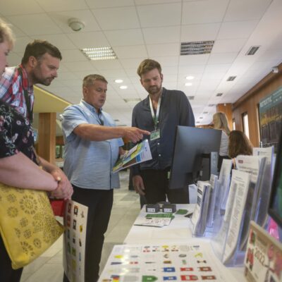 vystavovatele╠ü 36