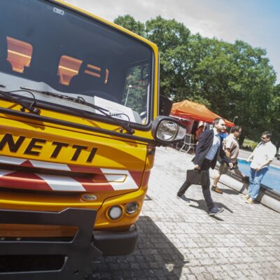 vystavovatele╠ü 45