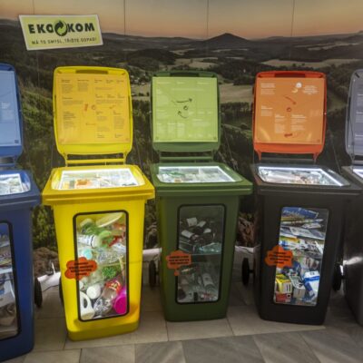 vystavovatele╠ü 8